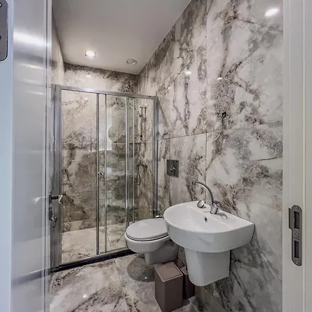 Luxury In 5 Star Lägenhet
